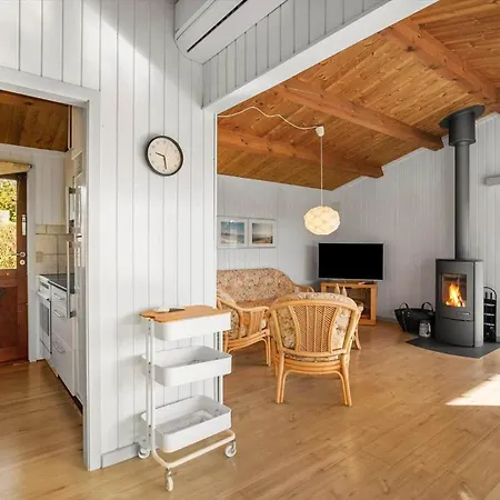 R742-rodvig-strandlaugsvej-9-a Holiday home